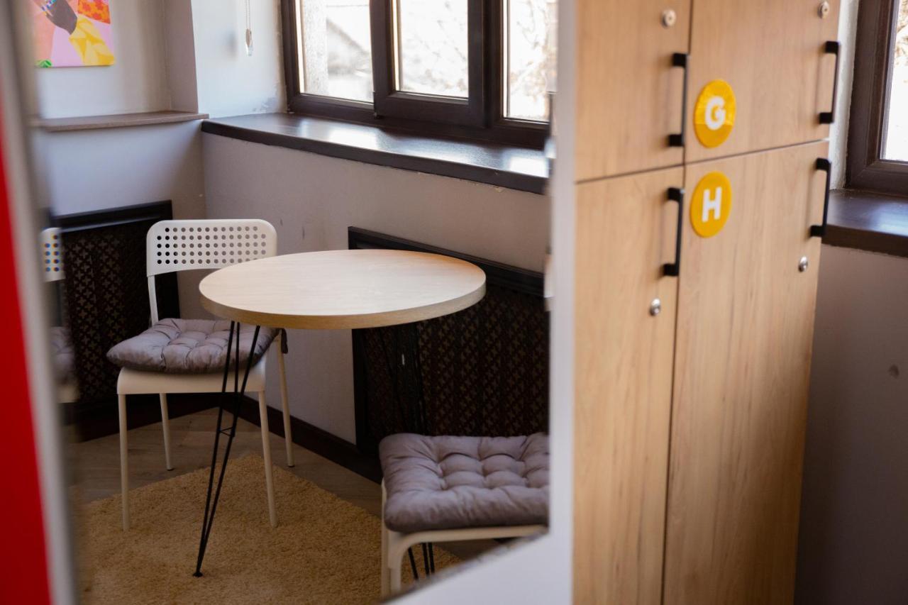 People Hostel Bishkek Ngoại thất bức ảnh