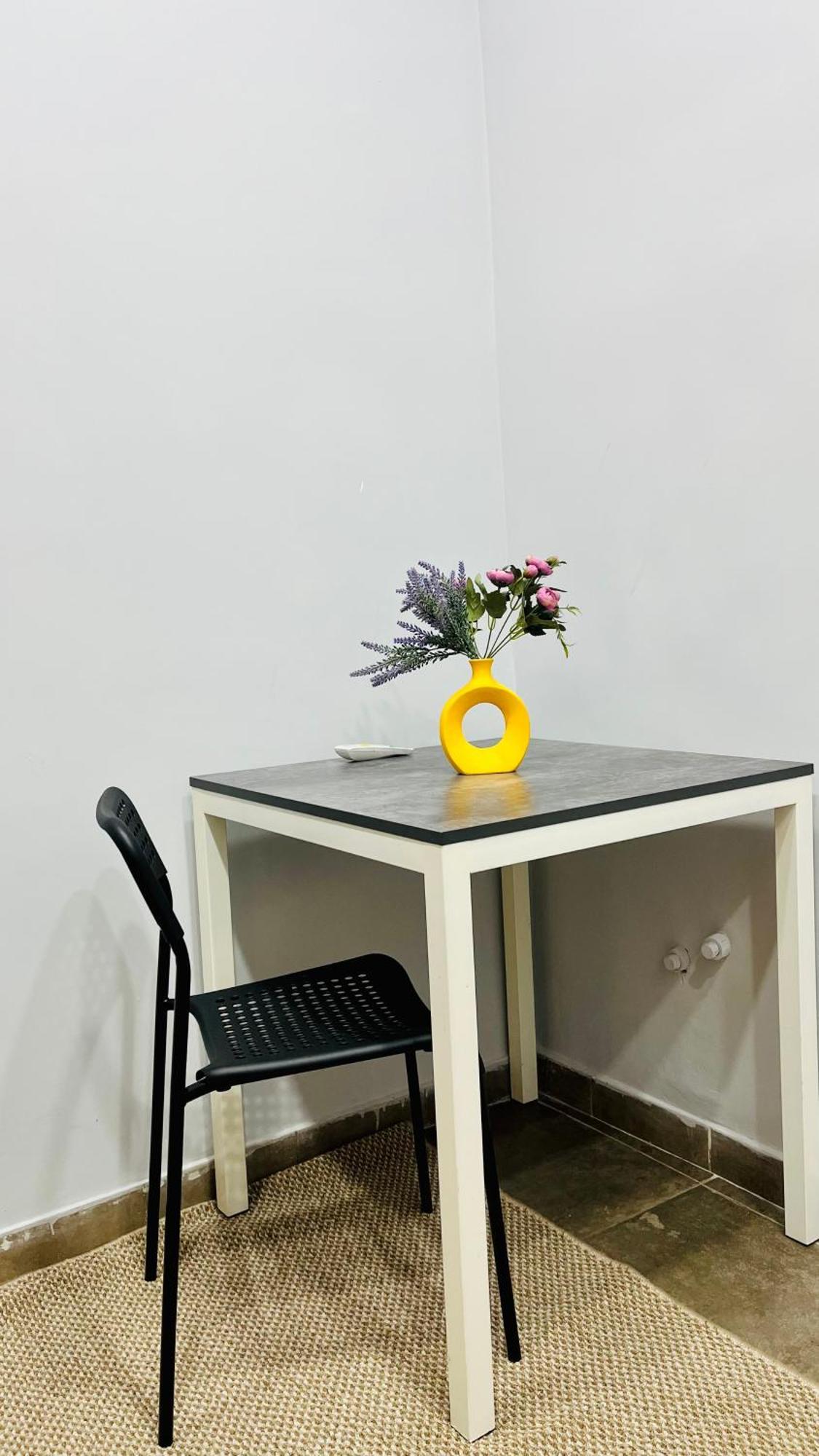 People Hostel Bishkek Ngoại thất bức ảnh